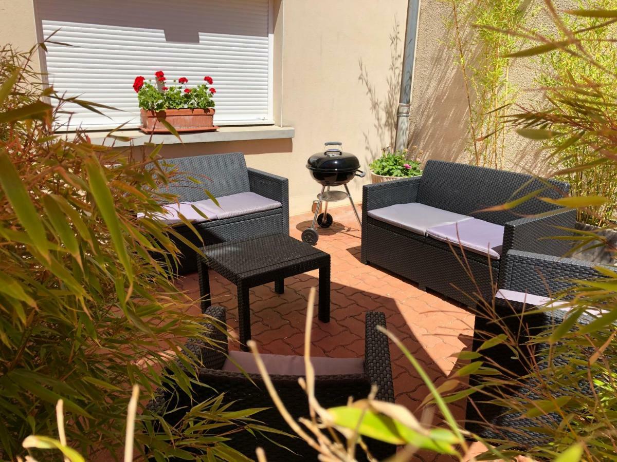Gite Celeste Pour 6 Personnes Mardeuil Exterior photo