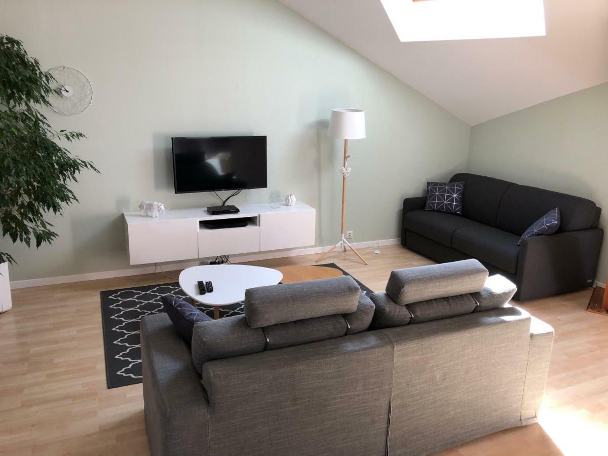 Gite Celeste Pour 6 Personnes Mardeuil Exterior photo